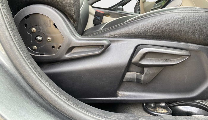 2022 Tata NEXON XZ PLUS DIESEL, Diesel, Manual, 32,486 km, Driver Side Adjustment Panel