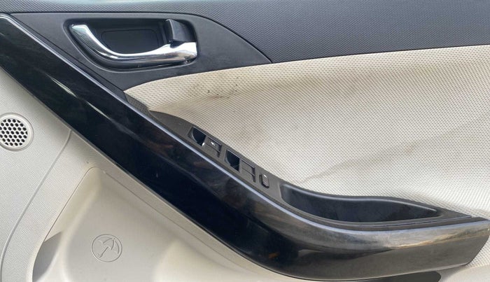 2022 Tata NEXON XZ PLUS DIESEL, Diesel, Manual, 32,486 km, Driver Side Door Panels Control