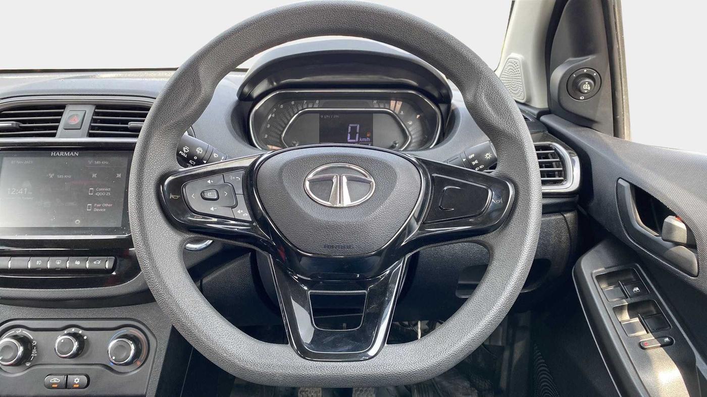 2021 Tata TIAGO NRG XZ MT, Petrol, Manual, 21,377 km, Steering Wheel Close Up