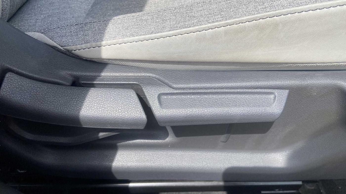 2019 Hyundai GRAND I10 NIOS SPORTZ AMT 1.2 KAPPA VTVT, Petrol, Automatic, 9,103 km, Driver Side Adjustment Panel