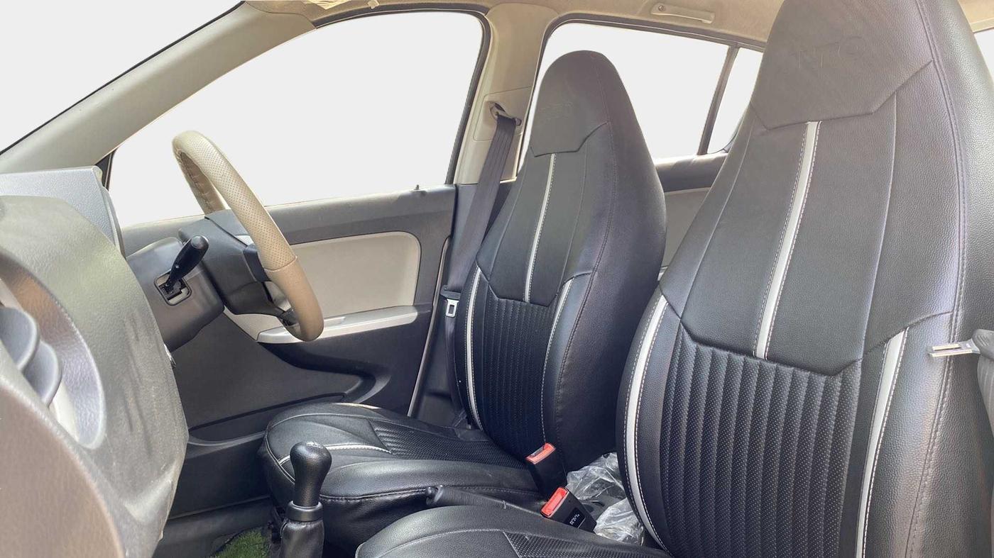 2018 Maruti Alto K10 VXI, Petrol, Manual, 42,470 km, Right Side Front Door Cabin
