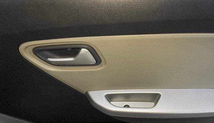 2016 Maruti Alto K10 VXI, Petrol, Manual, 41,190 km, Driver Side Door Panels Control