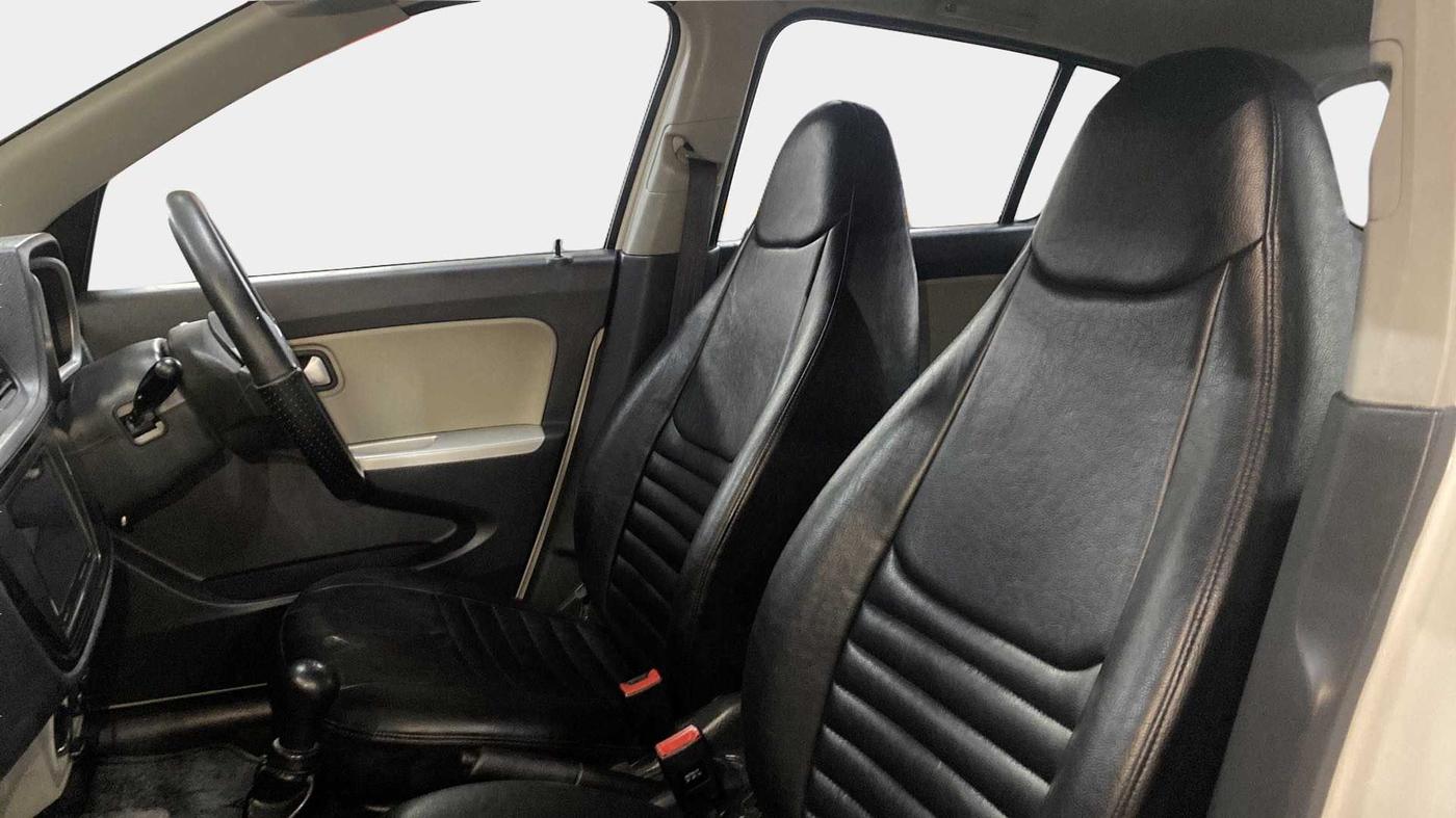 2016 Maruti Alto K10 VXI, Petrol, Manual, 41,190 km, Right Side Front Door Cabin