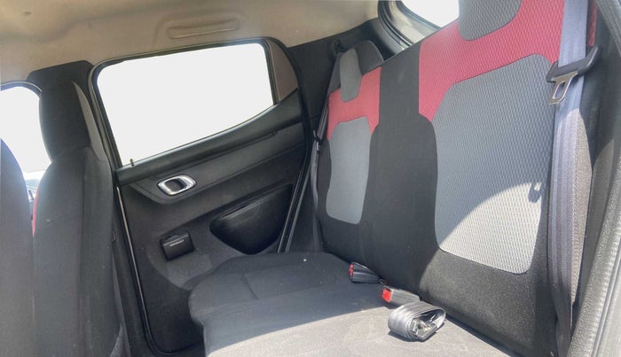2018 Renault Kwid RXT 1.0 AMT (O), Petrol, Automatic, 19,309 km, Right Side Rear Door Cabin