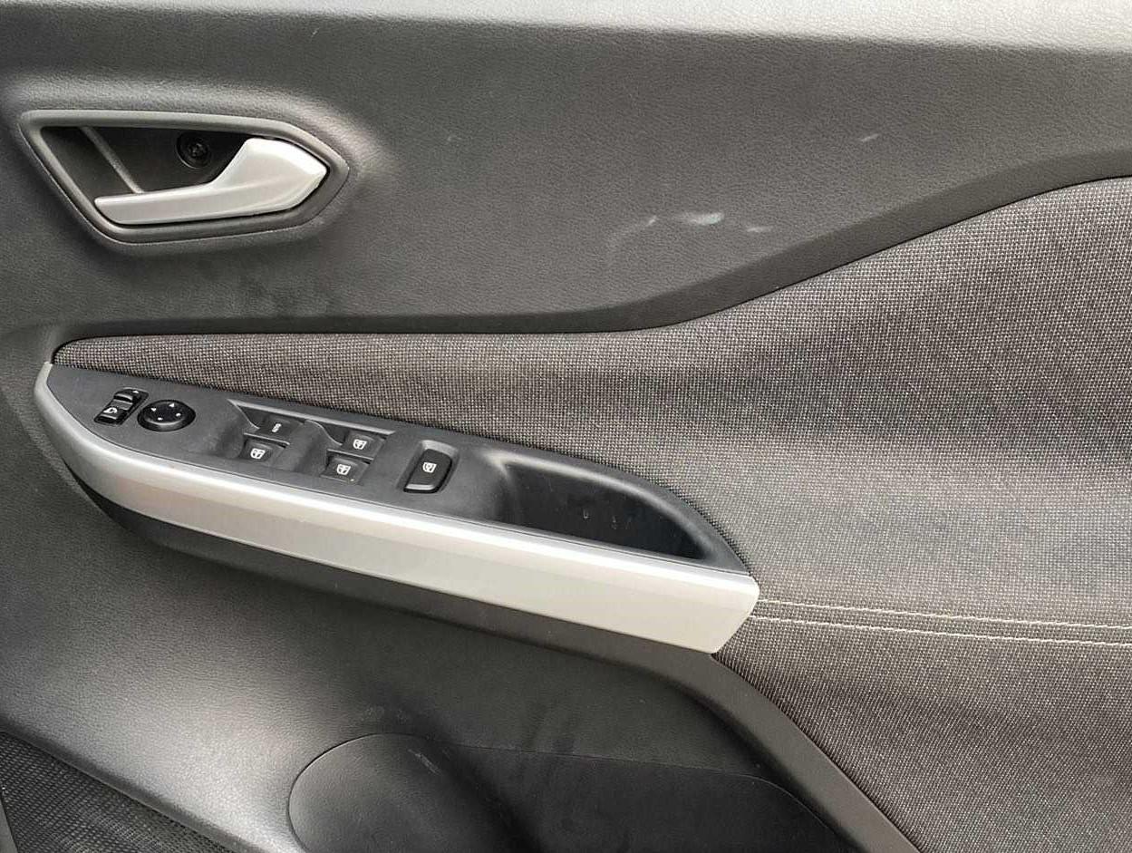 2022 Nissan MAGNITE XV PREMIUM, Petrol, Manual, 3,322 km, Driver Side Door Panels Control