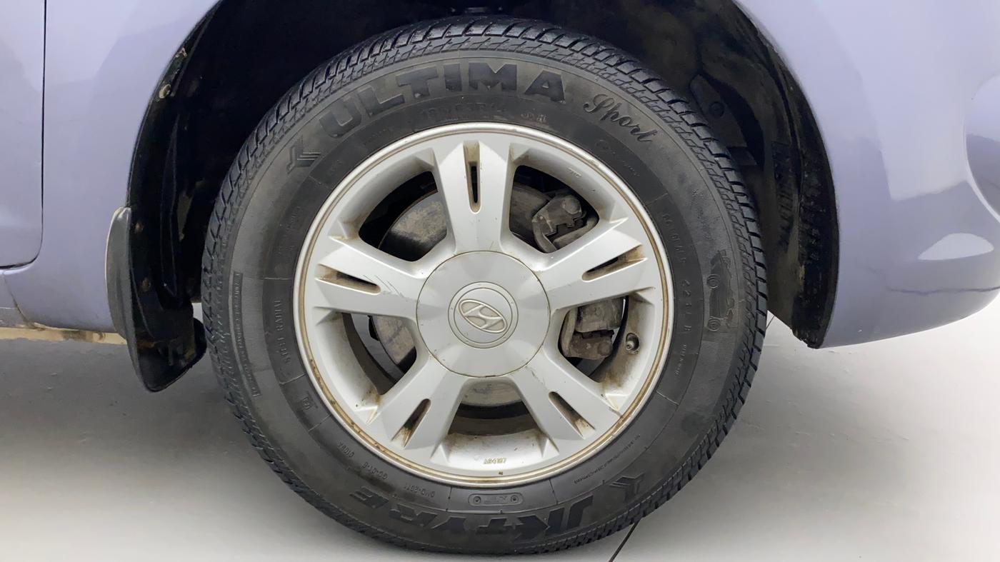 2010 Hyundai i20 SPORTZ (O) 1.2, Petrol, Manual, 67,856 km, Right Front Wheel
