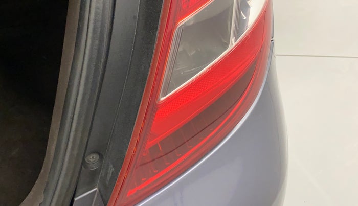2010 Hyundai i20 SPORTZ (O) 1.2, Petrol, Manual, 67,856 km, Right tail light - Minor damage