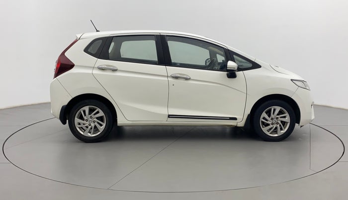 2016 Honda Jazz 1.2L I-VTEC V, Petrol, Manual, 75,634 km, Right Side View