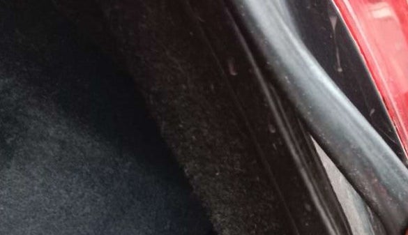 2014 Maruti Swift Dzire VXI, Petrol, Manual, 47,391 km, Dicky (Boot door) - Weather strip has minor damage