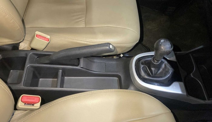 2016 Honda Jazz 1.2L I-VTEC V, Petrol, Manual, 78,745 km, Gear Lever