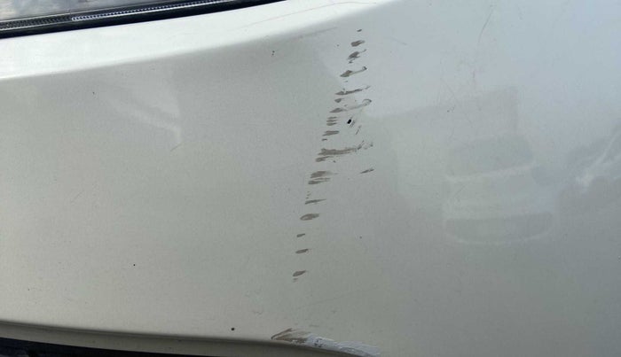 2016 Mahindra Kuv100 K4 6 STR, Petrol, Manual, 26,880 km, Front bumper - Minor scratches