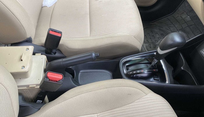 2022 Honda Amaze 1.2L I-VTEC S CVT, Petrol, Automatic, 4,675 km, Gear Lever