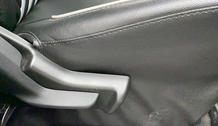 2021 Maruti IGNIS SIGMA 1.2, Petrol, Manual, 26,085 km, Driver Side Adjustment Panel