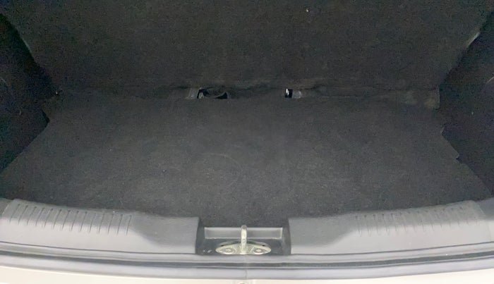 2021 Maruti IGNIS SIGMA 1.2, Petrol, Manual, 26,085 km, Boot Inside