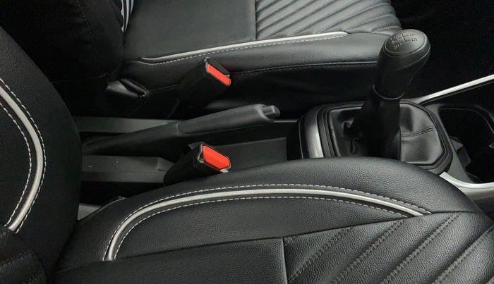 2021 Maruti IGNIS SIGMA 1.2, Petrol, Manual, 26,085 km, Gear Lever