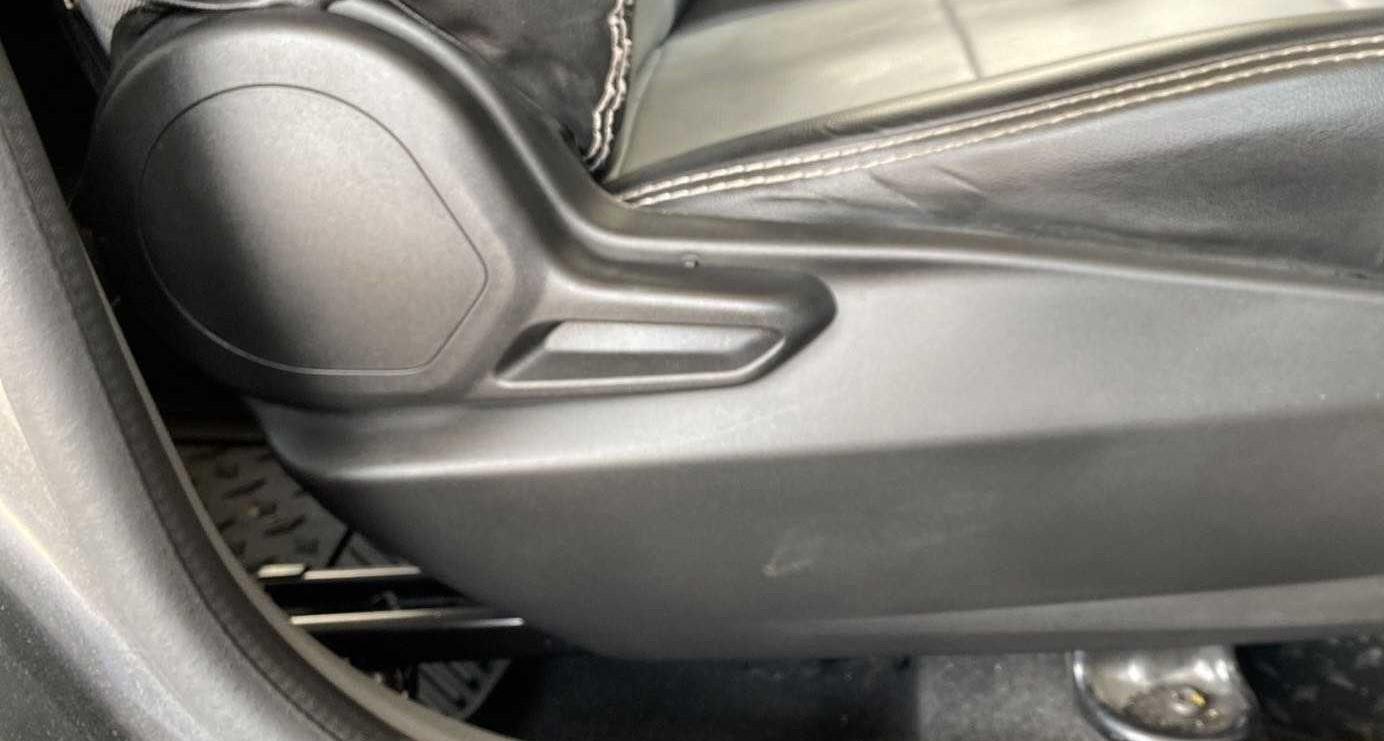 2021 Tata TIGOR XMA PETROL, Petrol, Automatic, 23,777 km, Driver Side Adjustment Panel
