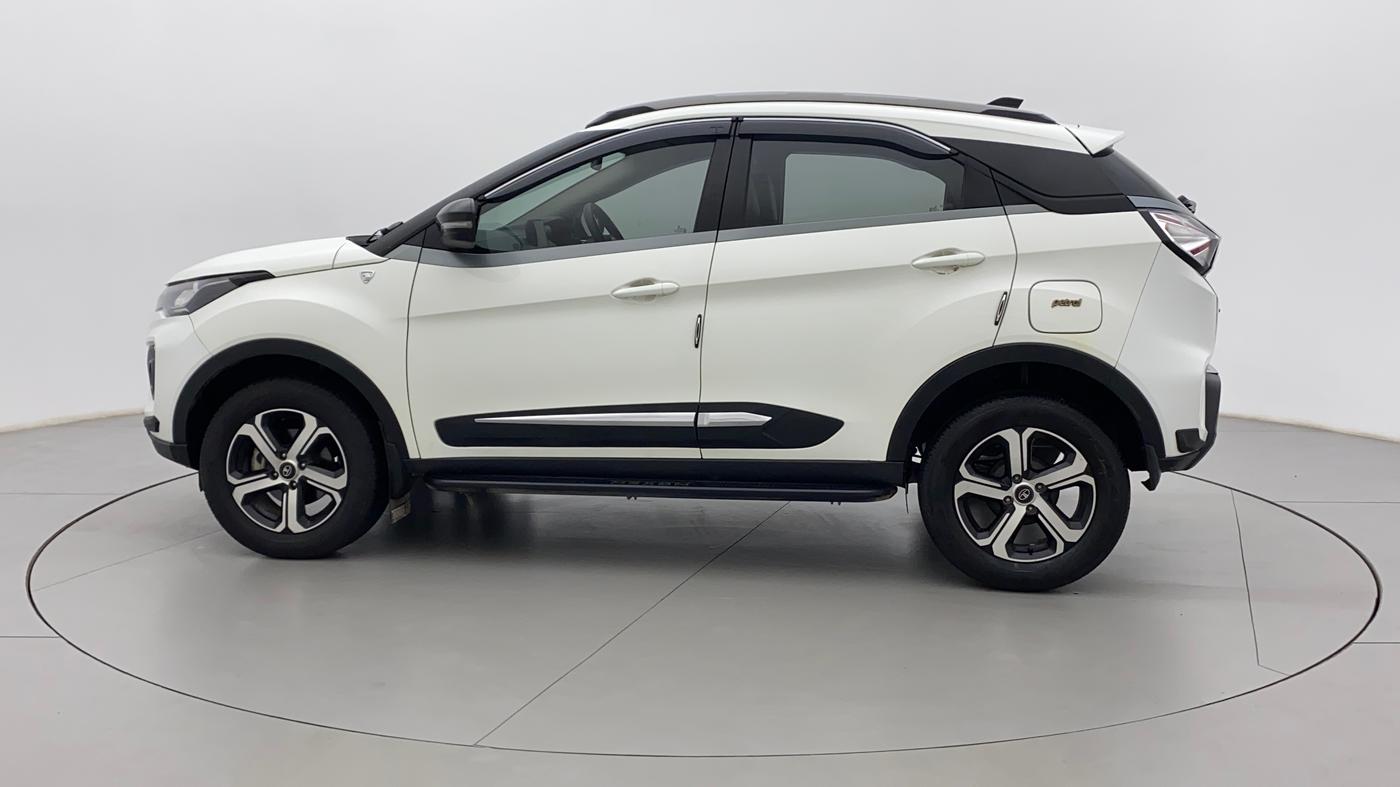 2022 Tata NEXON XZA PLUS PETROL, Petrol, Automatic, 30,473 km, Left Side