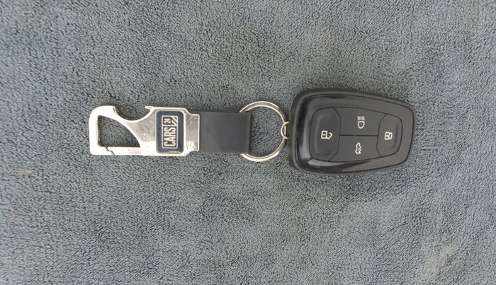 2022 Tata NEXON XZA PLUS PETROL, Petrol, Automatic, 30,473 km, Key Close Up
