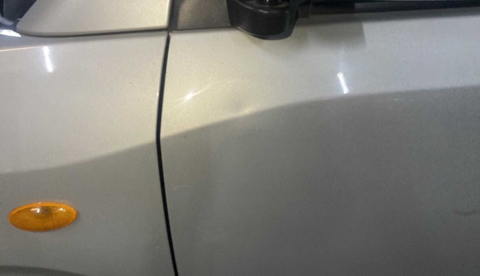 2021 Maruti New Wagon-R LXI CNG (O) 1.0, CNG, Manual, 35,418 km, Front passenger door - Slightly dented