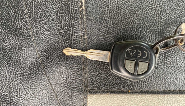2018 Maruti IGNIS DELTA 1.2, Petrol, Manual, 59,853 km, Key Close Up