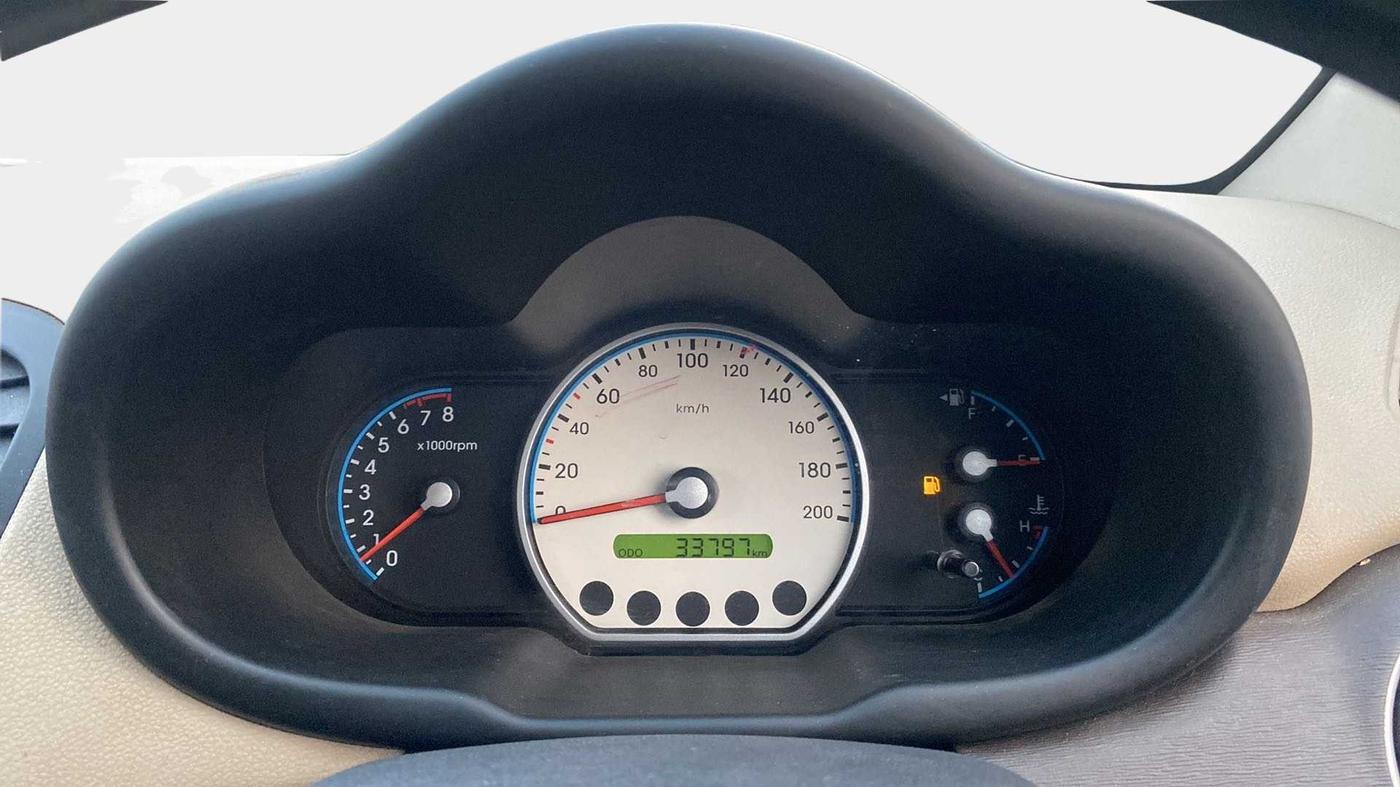 2010 Hyundai i10 SPORTZ 1.2, Petrol, Manual, 33,778 km, Odometer Image
