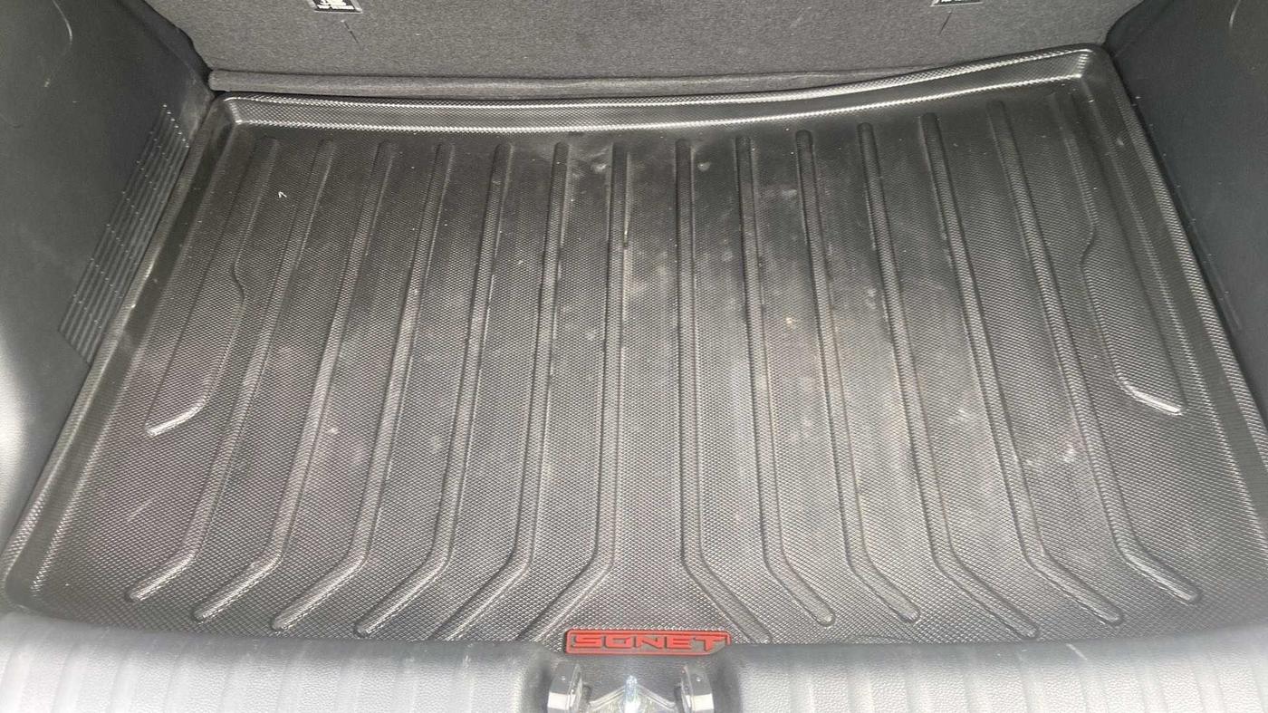 2023 KIA SONET HTX 1.5, Diesel, Manual, 15,856 km, Boot Inside