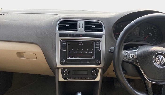 2017 Volkswagen Vento HIGHLINE PLUS 1.2 AT 16 ALLOY, Petrol, Automatic, 61,968 km, Air Conditioner
