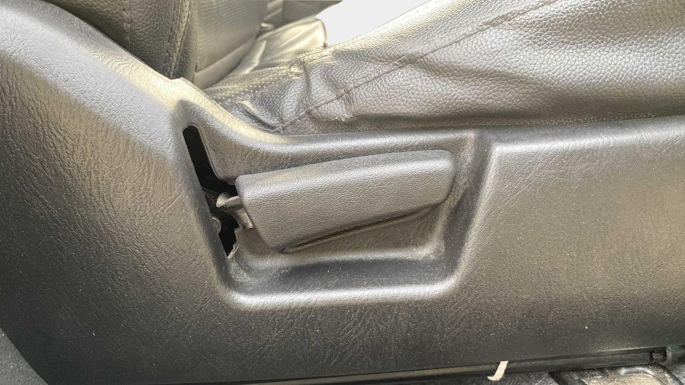 2021 Maruti Alto LXI CNG, CNG, Manual, 11,631 km, Driver Side Adjustment Panel