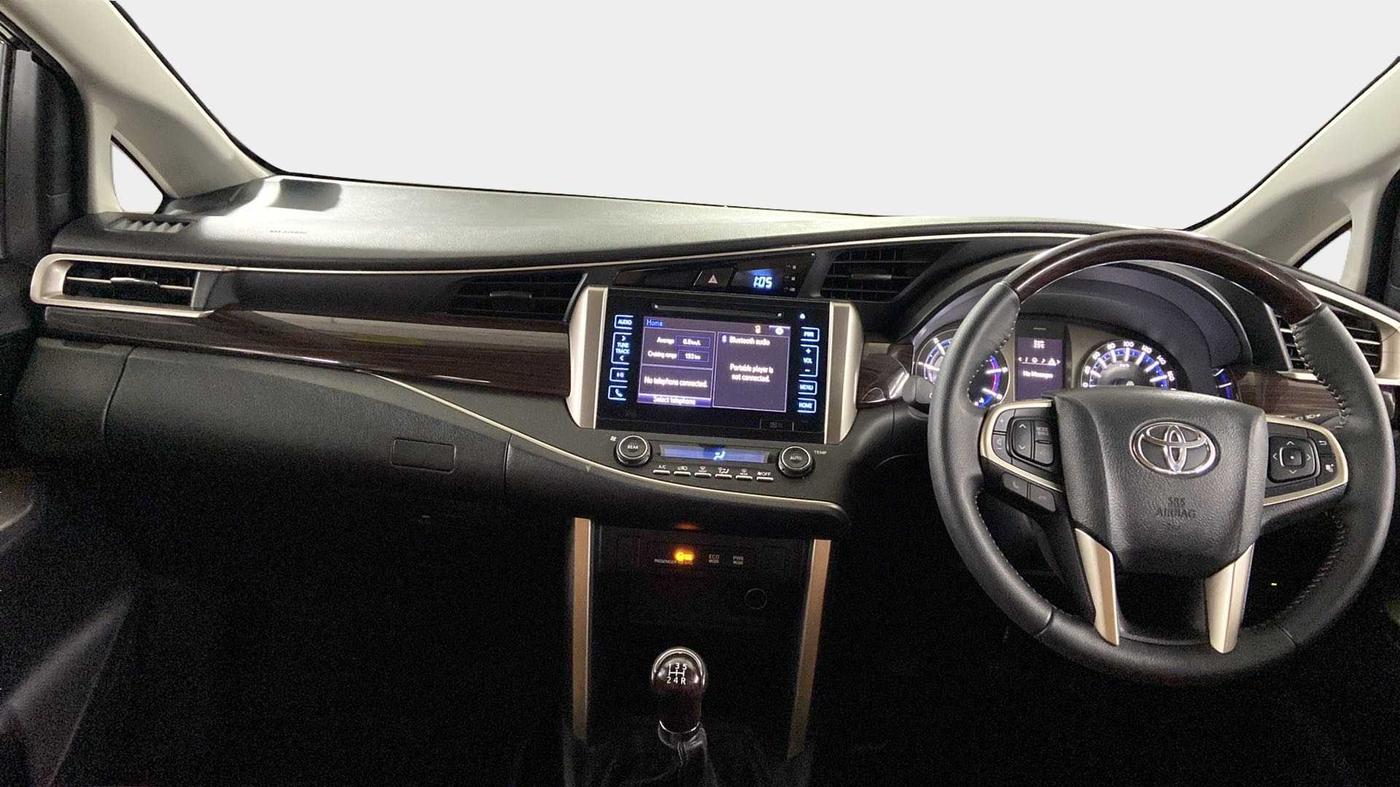 2018 Toyota Innova Crysta 2.4 VX 7 STR, Diesel, Manual, 29,238 km, Dashboard