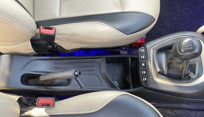 2018 Hyundai NEW SANTRO MAGNA CNG, CNG, Manual, 71,968 km, Gear Lever