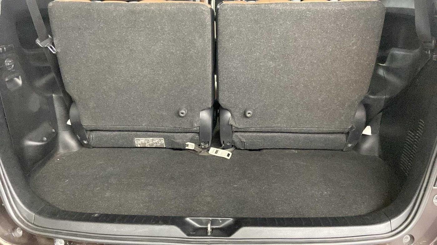 2017 Toyota Innova Crysta 2.4 GX AT 7 STR, Diesel, Automatic, 53,056 km, Boot Inside