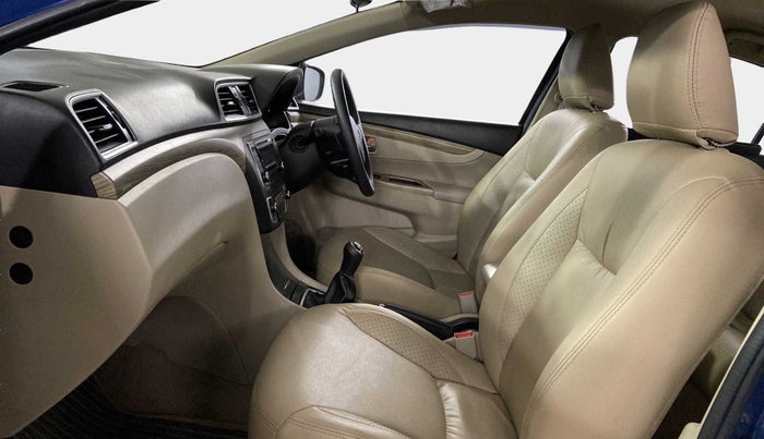 2018 Maruti Ciaz DELTA 1.5 SHVS MT PETROL, Petrol, Manual, 48,963 km, Right Side Front Door Cabin