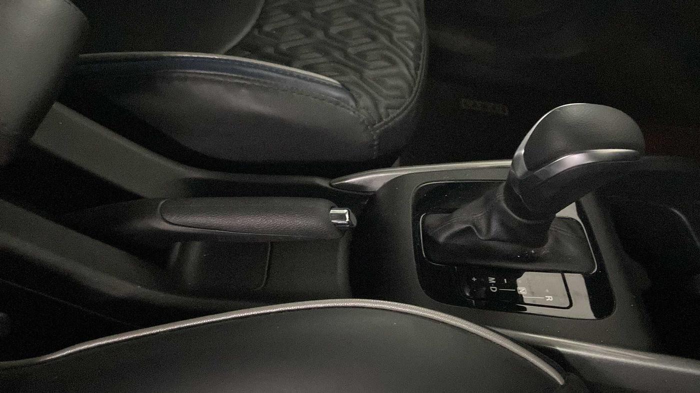 2022 Maruti Baleno ALPHA 1.2 AGS, Petrol, Automatic, 5,606 km, Gear Lever