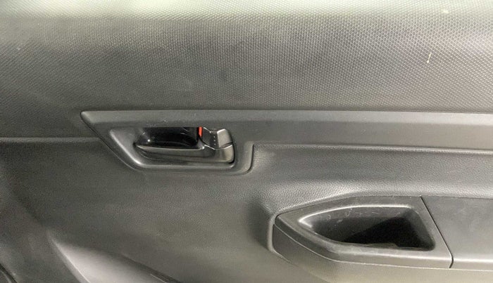 2021 Maruti S PRESSO VXI PLUS AMT, Petrol, Automatic, 10,113 km, Driver Side Door Panels Control