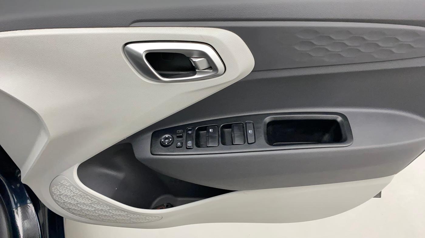 2021 Hyundai GRAND I10 NIOS SPORTZ AMT 1.2 KAPPA VTVT, Petrol, Automatic, 46,191 km, Driver Side Door Panels Control