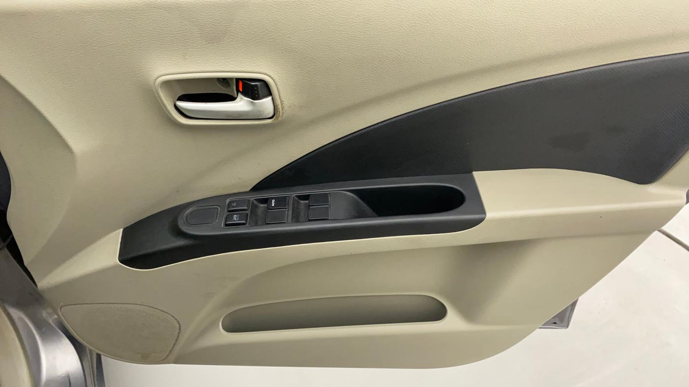 2014 Maruti Celerio VXI, Petrol, Manual, 47,679 km, Driver Side Door Panels Control