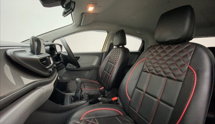 2020 Tata ALTROZ XT PETROL, Petrol, Manual, 20,328 km, Right Side Front Door Cabin