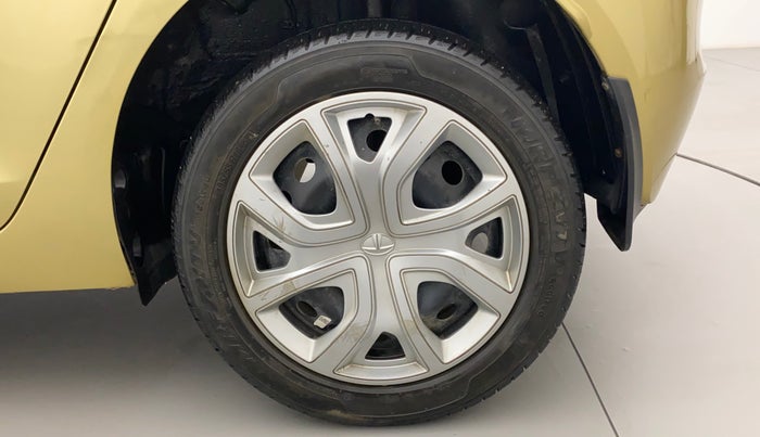 2020 Tata ALTROZ XT PETROL, Petrol, Manual, 20,328 km, Left Rear Wheel
