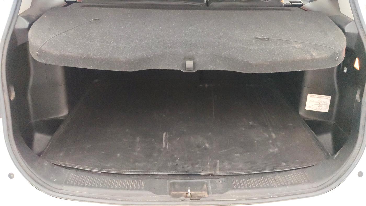 2021 Maruti S Cross ZETA 1.5, Petrol, Manual, 1,21,313 km, Boot Inside