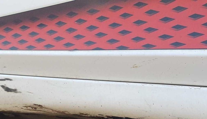 2017 Hyundai Eon ERA + SE, Petrol, Manual, 48,202 km, Left running board - Slightly dented