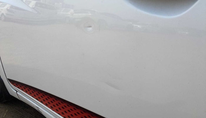 2017 Hyundai Eon ERA + SE, Petrol, Manual, 48,202 km, Front passenger door - Slightly dented