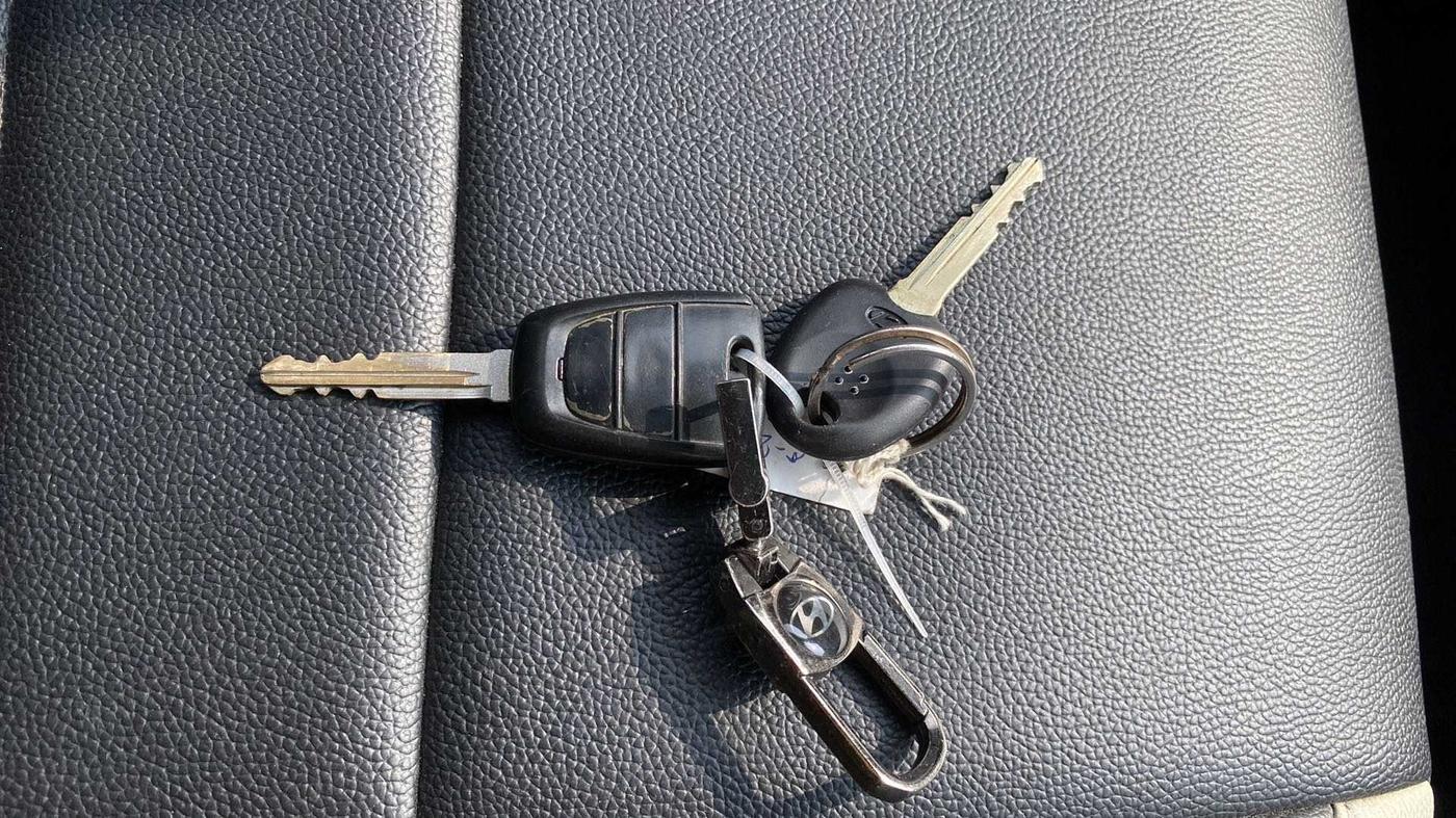 2019 Hyundai NEW SANTRO SPORTZ AMT, Petrol, Automatic, 42,204 km, Key Close Up