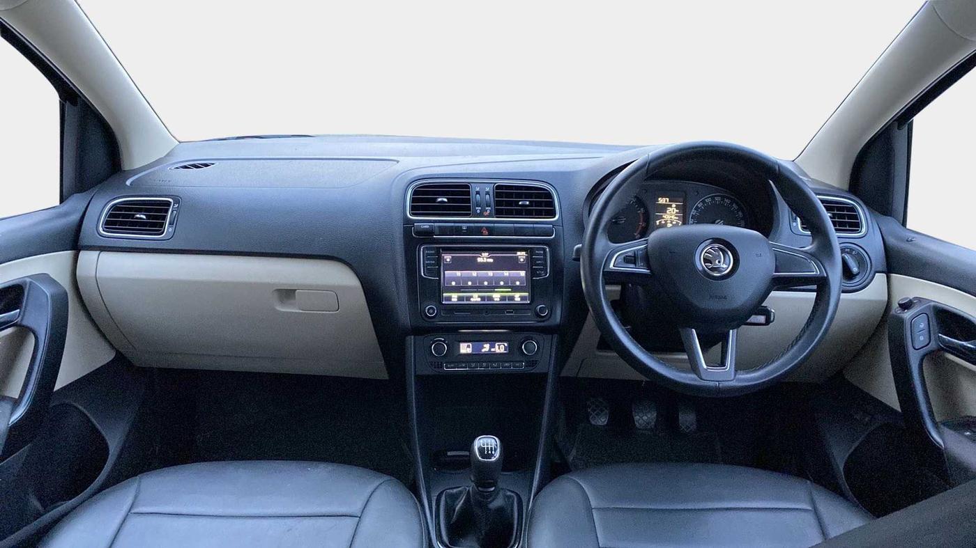 2020 Skoda Rapid AMBITION TSI, Petrol, Manual, 40,642 km, Dashboard
