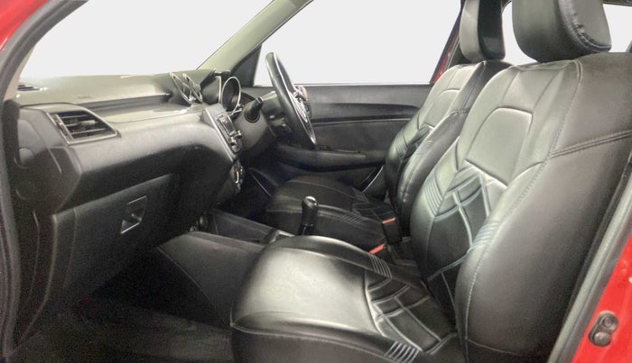 2018 Maruti Swift VXI, CNG, Manual, 52,376 km, Right Side Front Door Cabin