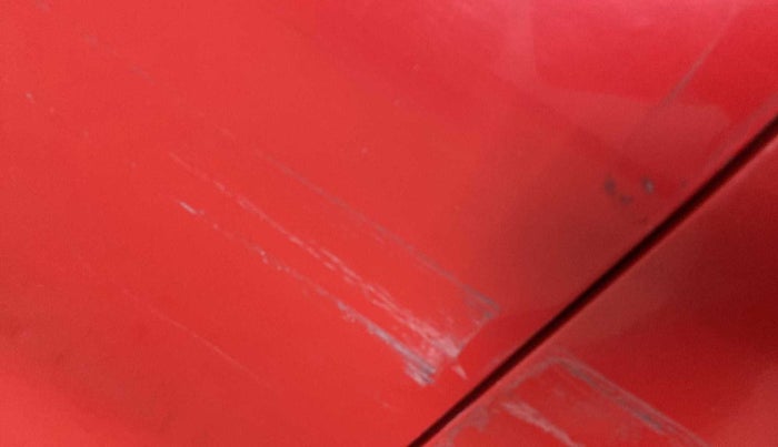 2018 Maruti Swift VXI, CNG, Manual, 52,376 km, Front passenger door - Minor scratches