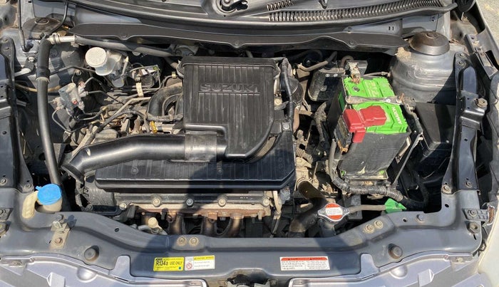 2016 Maruti Swift VXI, Petrol, Manual, 40,568 km, Open Bonet