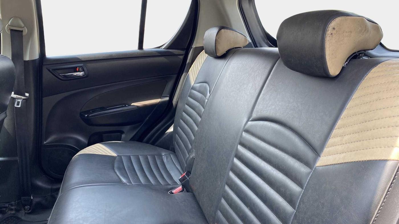 2016 Maruti Swift VXI, Petrol, Manual, 40,568 km, Right Side Rear Door Cabin