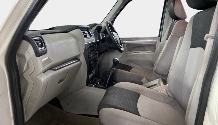 2018 Mahindra Scorpio S7, Diesel, Manual, 51,702 km, Right Side Front Door Cabin