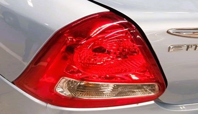 2012 Toyota Etios GD, Diesel, Manual, 72,701 km, Left tail light - Minor scratches