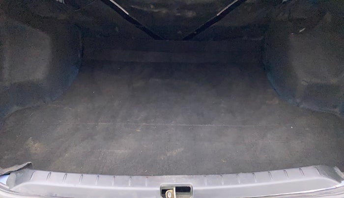 2012 Toyota Etios GD, Diesel, Manual, 72,701 km, Boot Inside